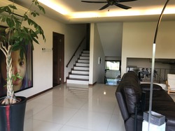 Townhouse Apartments (D9), Apartment #205955961